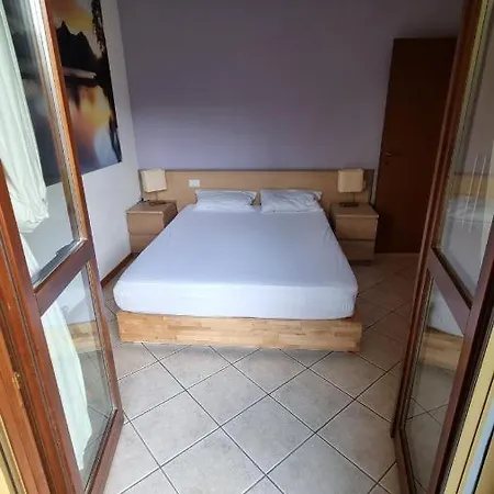 Vista D'oro Ulivo1 - 2 Bedroom Flat With View *